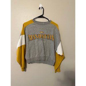 Divided H&M Manhattan Cropped Sweater Size Small